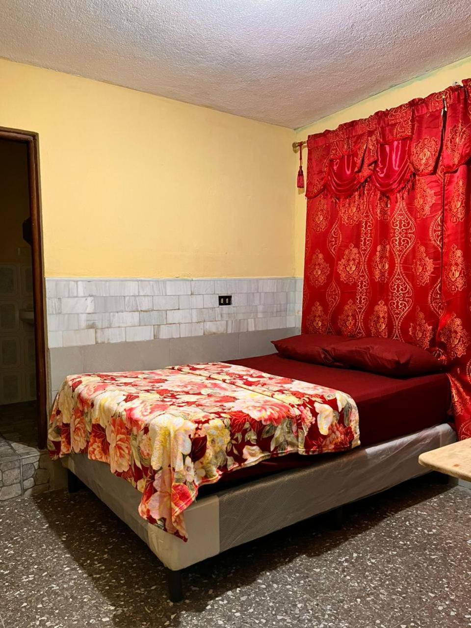 Hotel Canaan La Aurora Gwatemala Zewnętrze zdjęcie